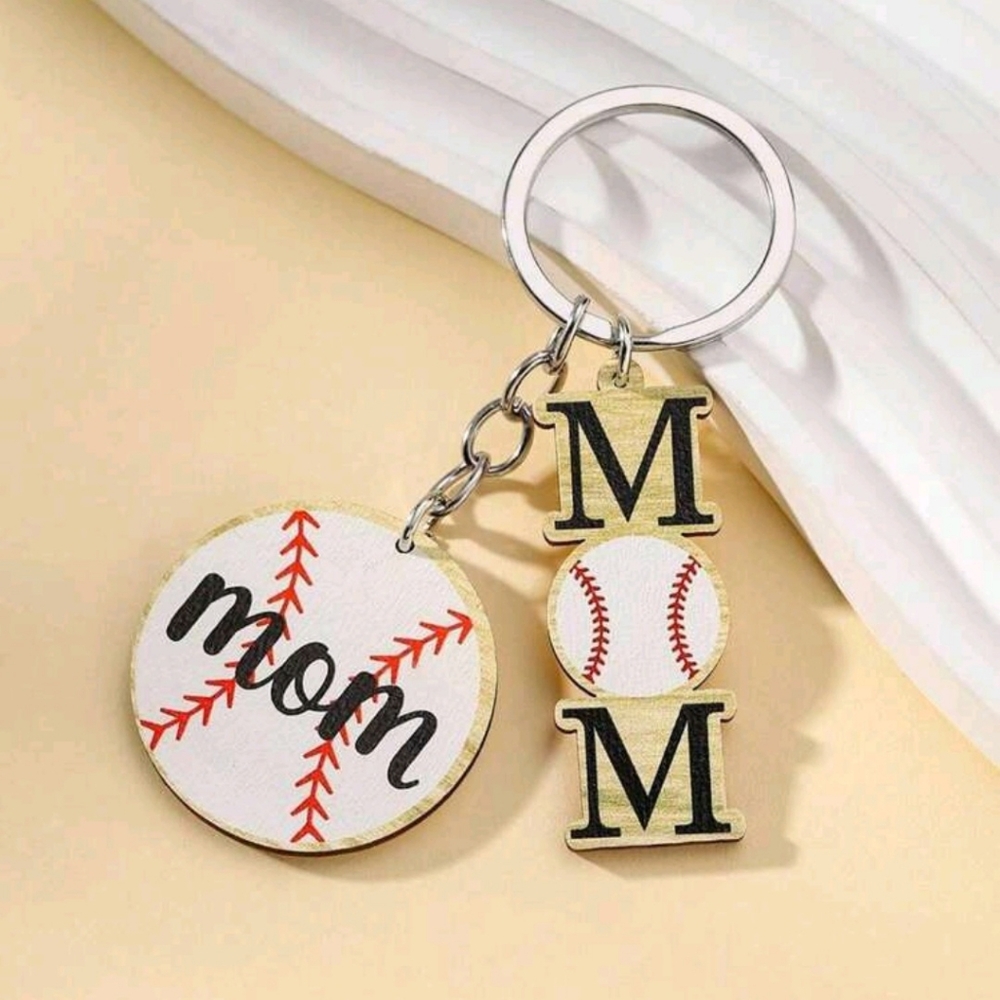 🌻Mom's baseball Keychain